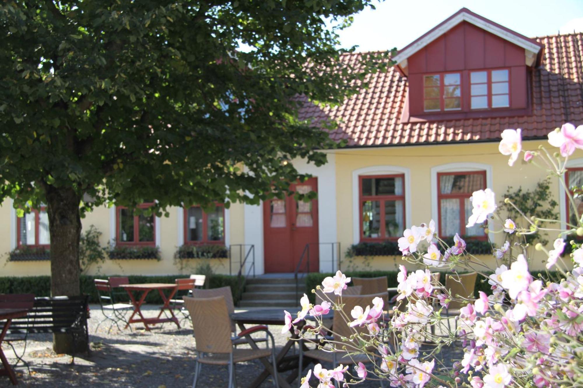 Blasingsborgs Gardshotell Pa Oesterlen ชีวิค ภายนอก รูปภาพ